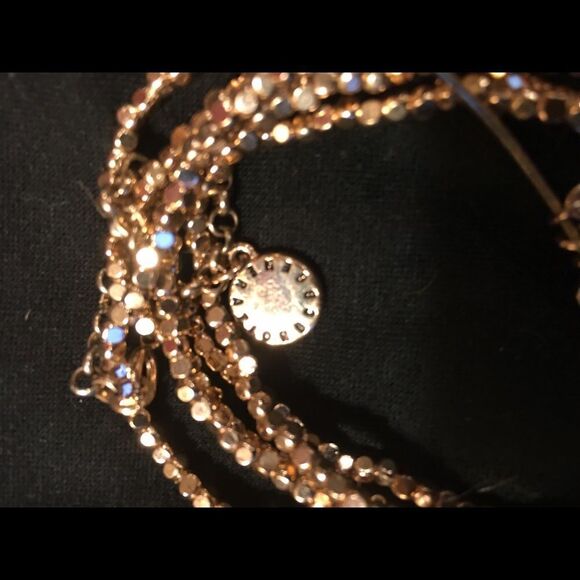 LUCKY GOLD Charm Bracelet - Picture 3 of 9